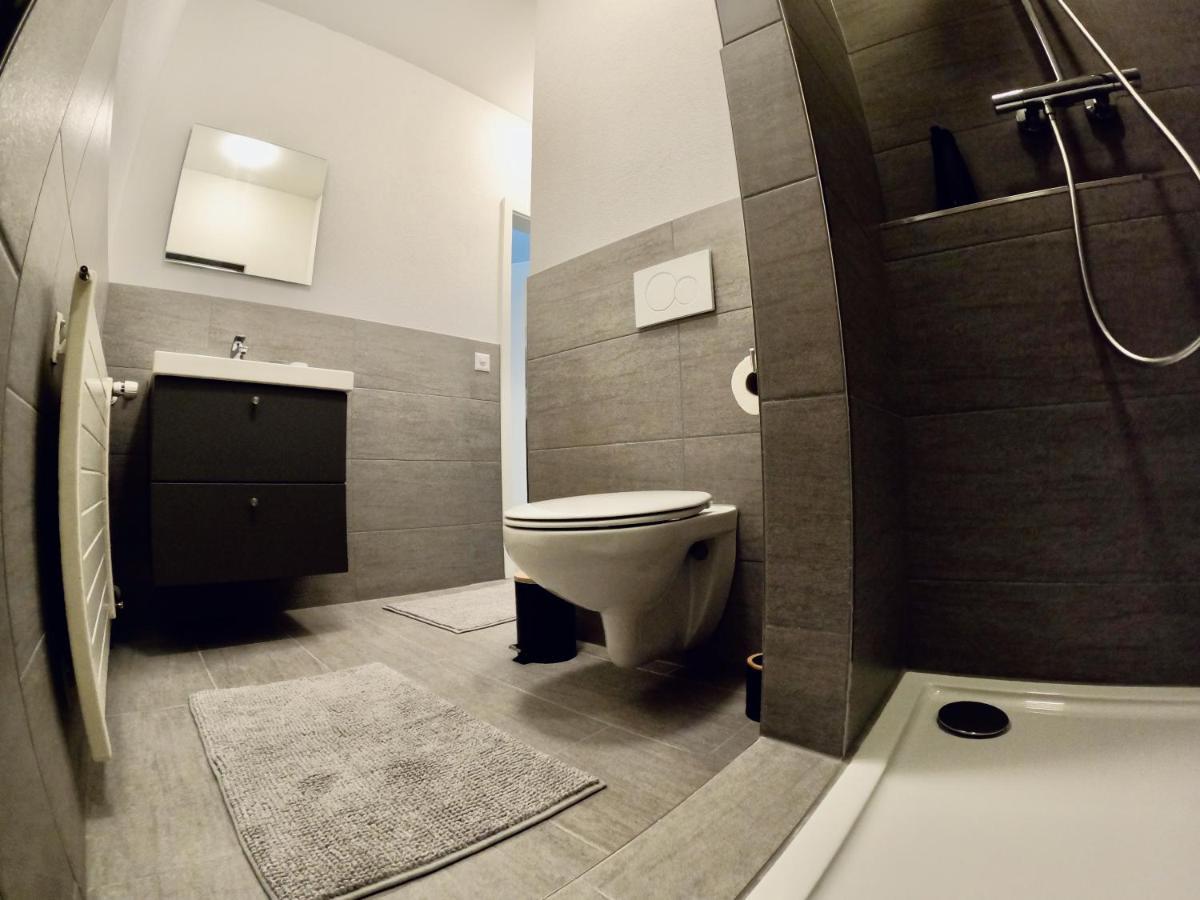 Ingenbohl Eva O Wellnessoasis O Montainview O Pizzaoven O 아파트 외부 사진